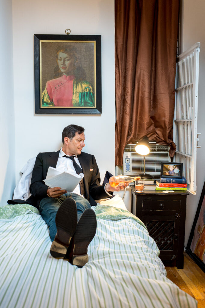 Personal branding und Editorial Portraits für Schauspieler Michael Sottile in einer Wohnung in New York.